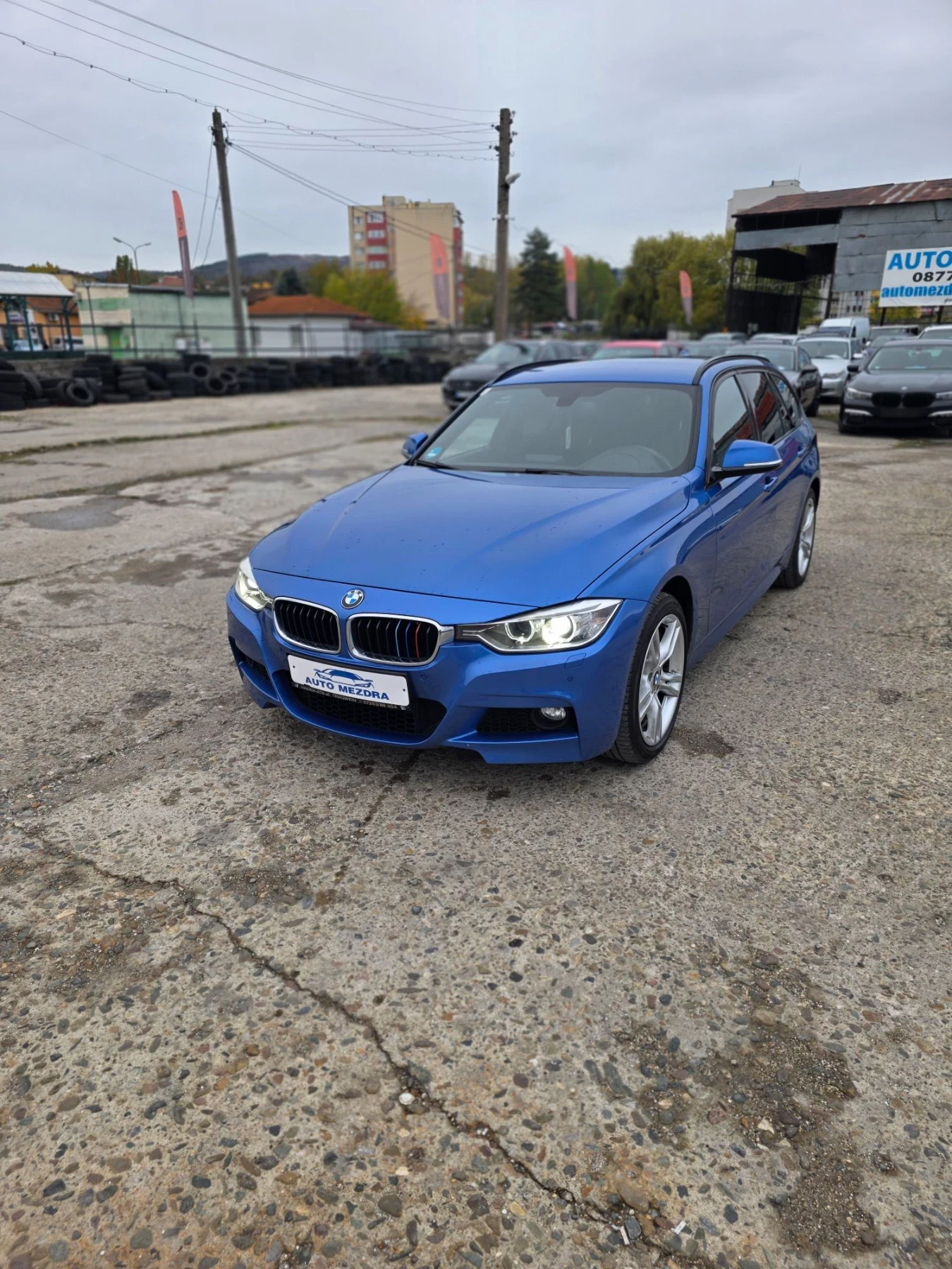 BMW 320 2.0d Mpacet Xdrive, снимка 15 - Автомобили и джипове - 56716884