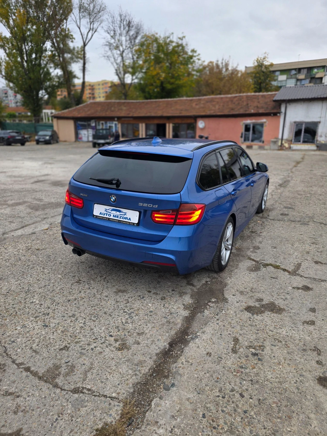 BMW 320 2.0d Mpacet Xdrive, снимка 4 - Автомобили и джипове - 56716884