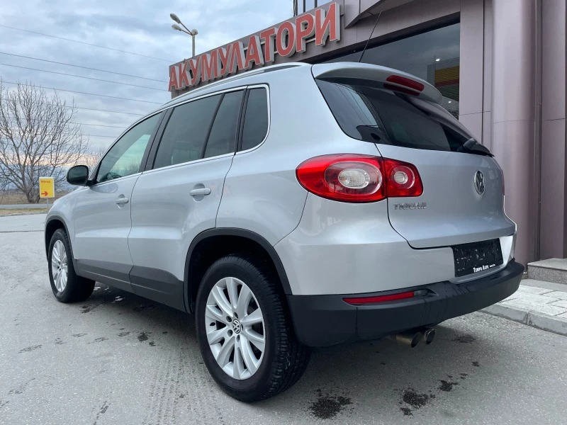 VW Tiguan 2.0TDI-4X4-AUTOMATIC-2010г., снимка 4 - Автомобили и джипове - 44103266