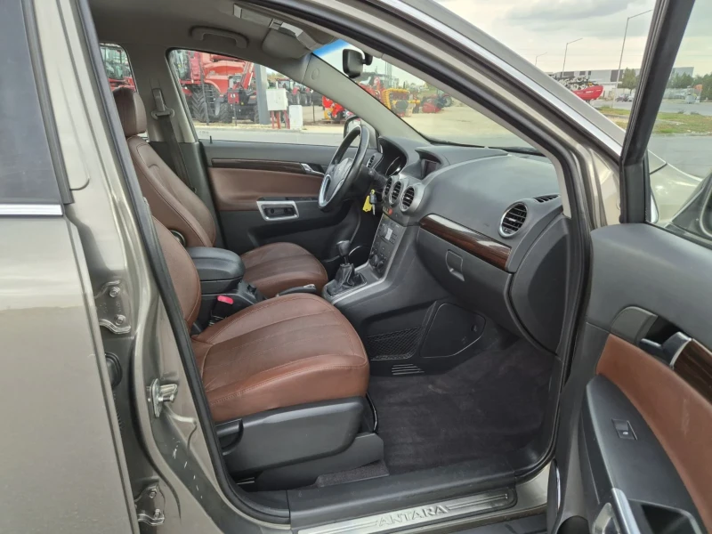 Opel Antara 2.0 DIESEL ecotek-150 к.с. 4?4, снимка 12 - Автомобили и джипове - 47894004