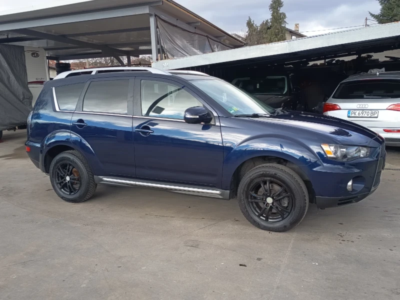 Mitsubishi Outlander 2.0i, снимка 3 - Автомобили и джипове - 51896314