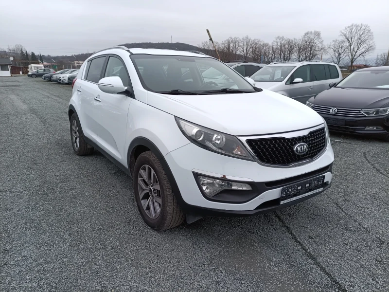Kia Sportage Фабрична газ нави 185000 история Италия , снимка 3 - Автомобили и джипове - 52966693