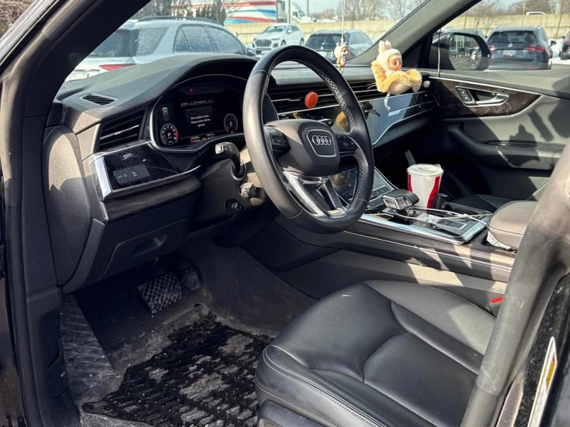 Audi Q8 * Progressiv * CARFAX * БЕЗ ПЪРВОНАЧАЛНА ВНОСКА, снимка 5 - Автомобили и джипове - 53157665