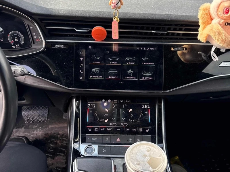 Audi Q8 * Progressiv * CARFAX * БЕЗ ПЪРВОНАЧАЛНА ВНОСКА, снимка 9 - Автомобили и джипове - 53157665