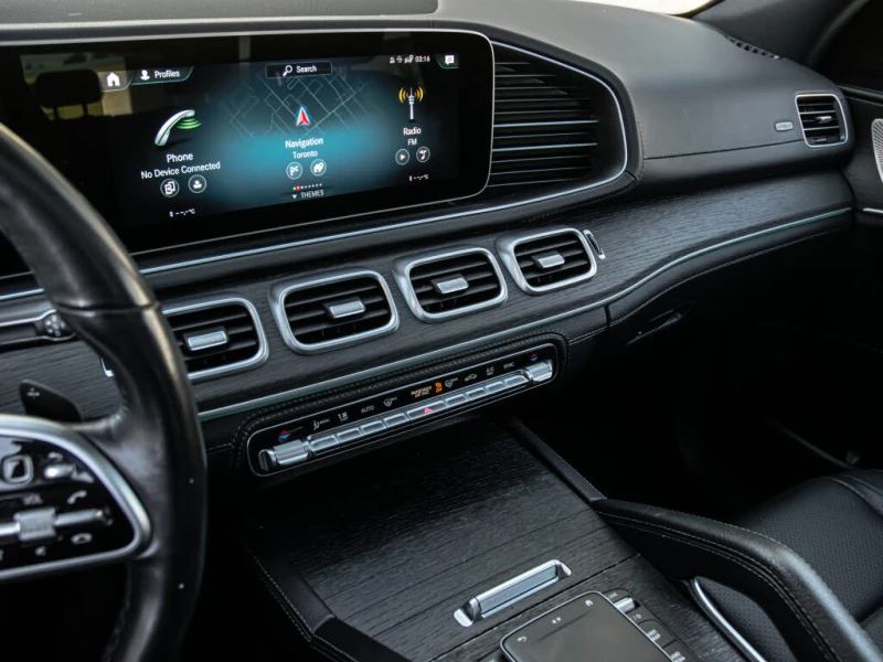 Mercedes-Benz GLE 350 AMG Optic * CARFAX * АвтоКредит * (ЦЕНА ДО БГ), снимка 13 - Автомобили и джипове - 53180795