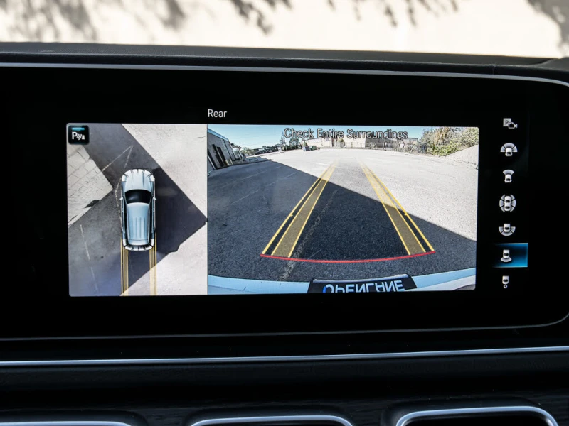 Mercedes-Benz GLE 350 AMG Optic * CARFAX * АвтоКредит * (ЦЕНА ДО БГ), снимка 16 - Автомобили и джипове - 53180795