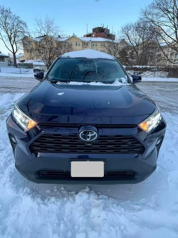 Toyota Rav4 * XLE * CARFAX * БЕЗ ПЪРВОНАЧАЛНА ВНОСКА, снимка 6 - Автомобили и джипове - 53176317