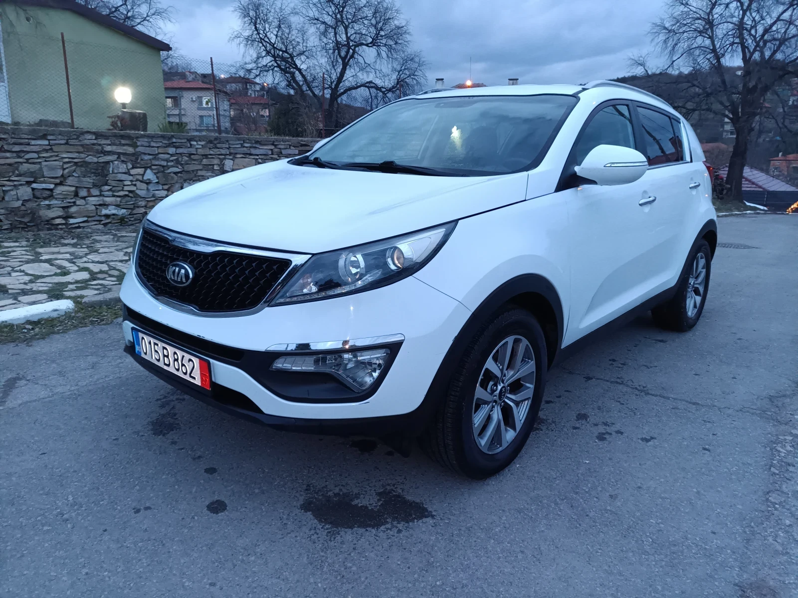 Kia Sportage Фабрична газ нави 185000 история Италия , снимка 1