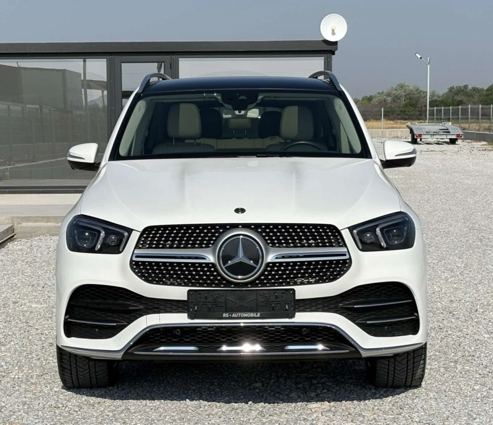 Mercedes-Benz GLE 400 Капарирана/Продадена  - изображение 3