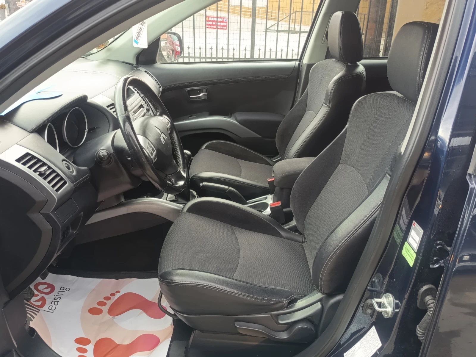 Mitsubishi Outlander 2.0i - изображение 8