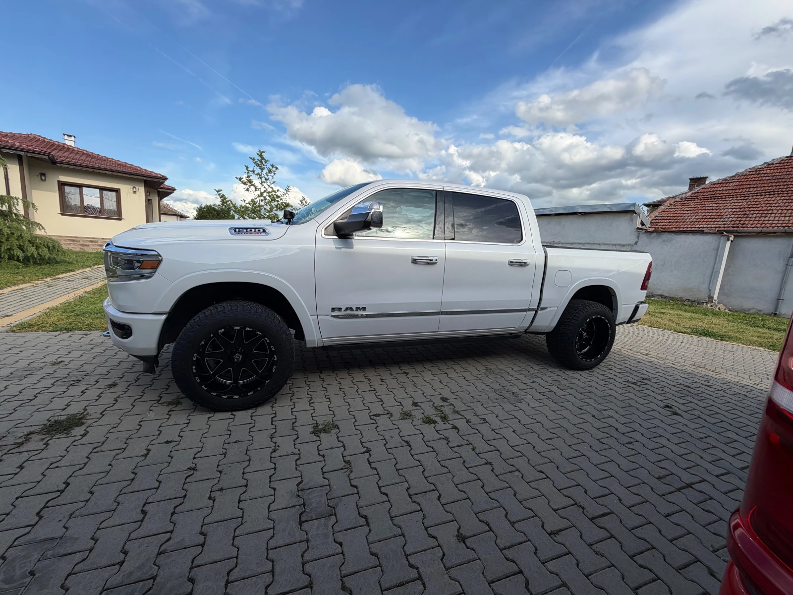 Dodge RAM 1500 Limited EcoDiesel 3.0 10L/100 1 собственик, снимка 5 - Автомобили и джипове - 54518260