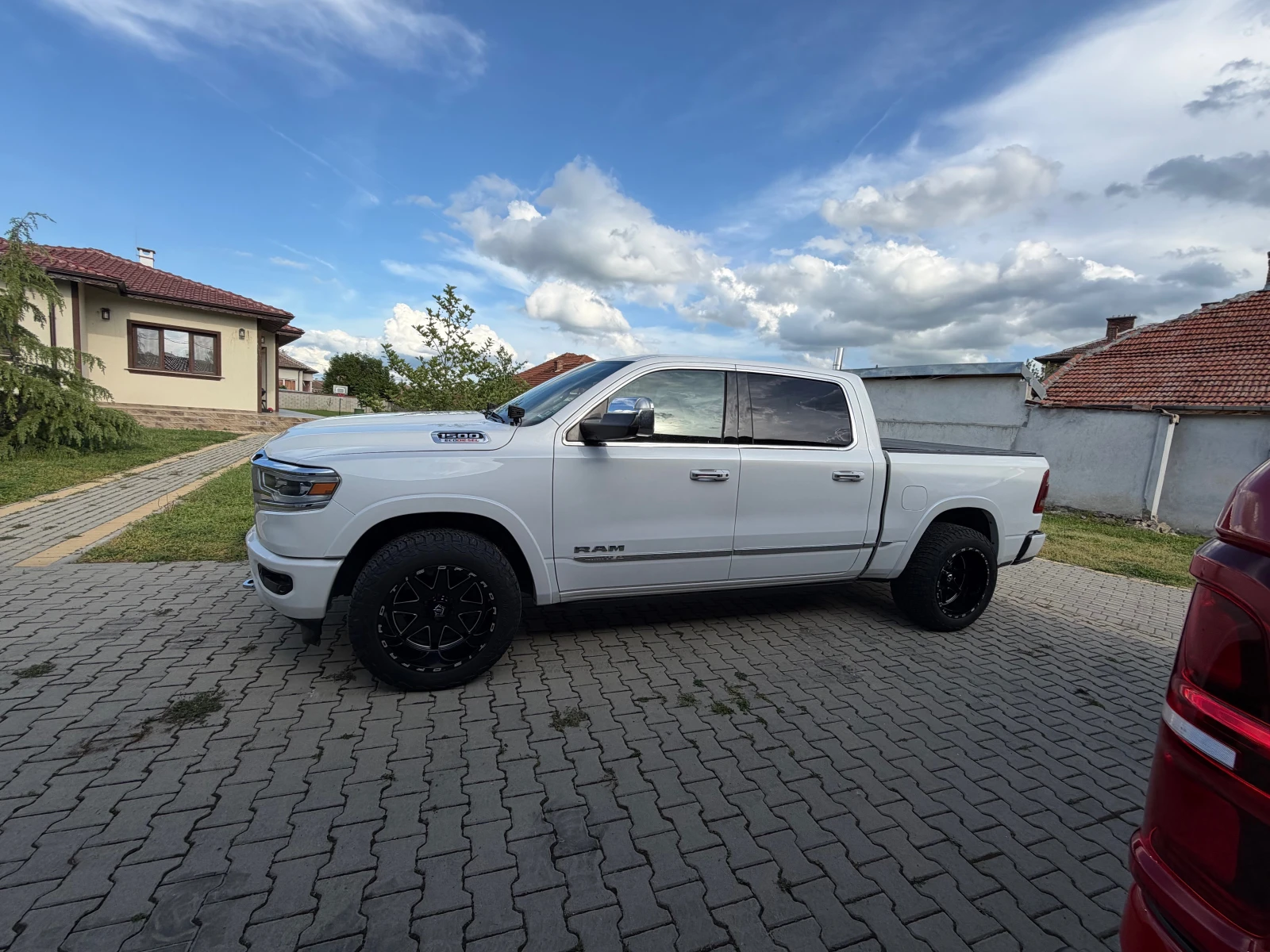 Dodge RAM 1500 Limited EcoDiesel 3.0 10L/100 1 собственик, снимка 6 - Автомобили и джипове - 54518260
