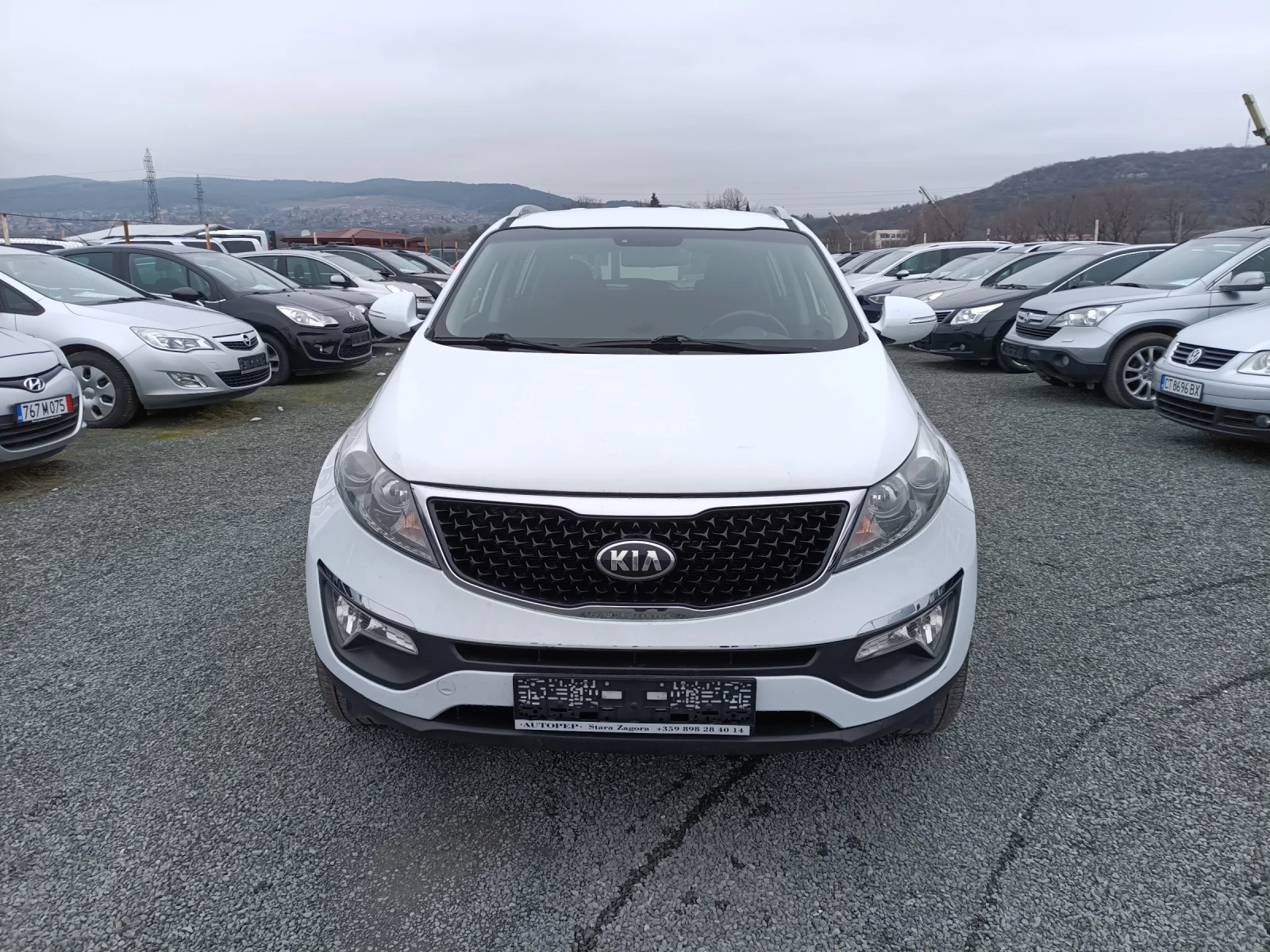 Kia Sportage Фабрична газ нави 185000 история Италия  - изображение 2