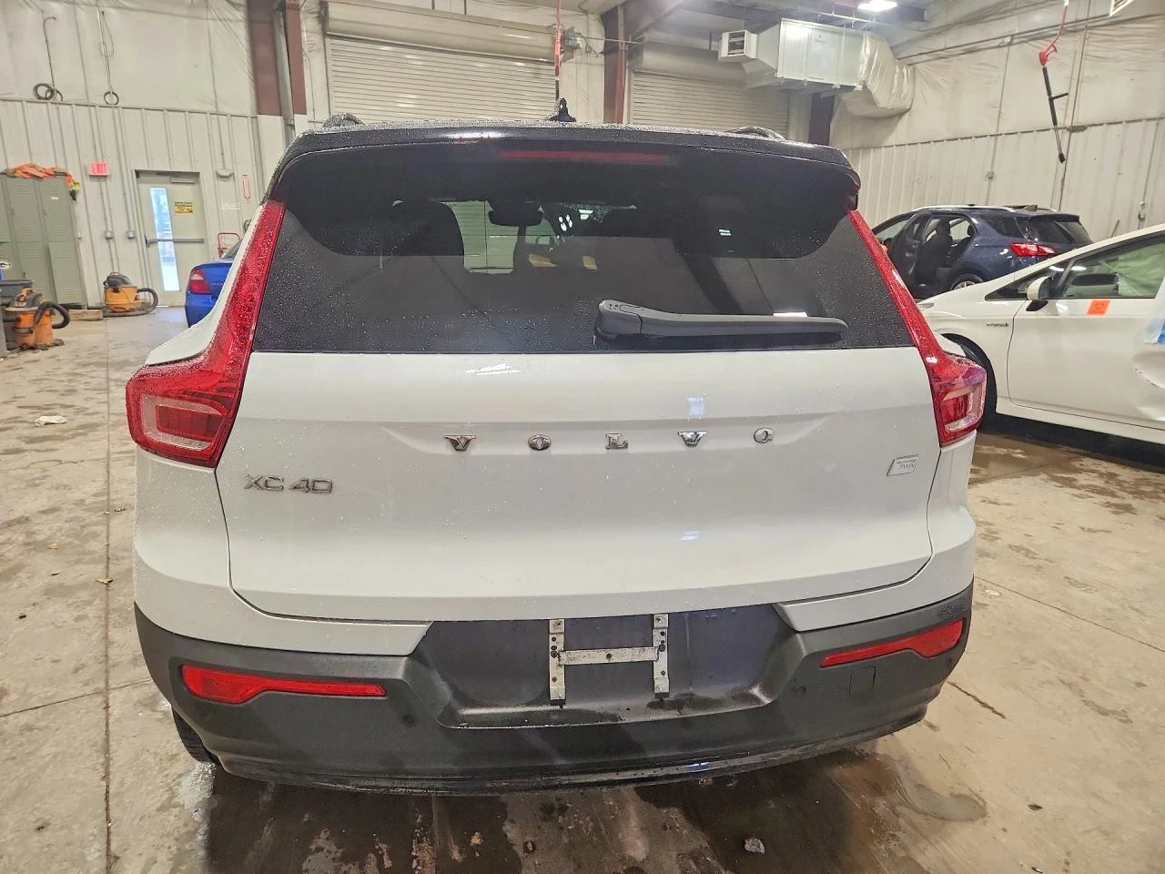 Volvo XC40 RECHARGE ULTIMATE | НАЛИЧНИ ЧАСТИ | , снимка 5 - Автомобили и джипове - 54192767