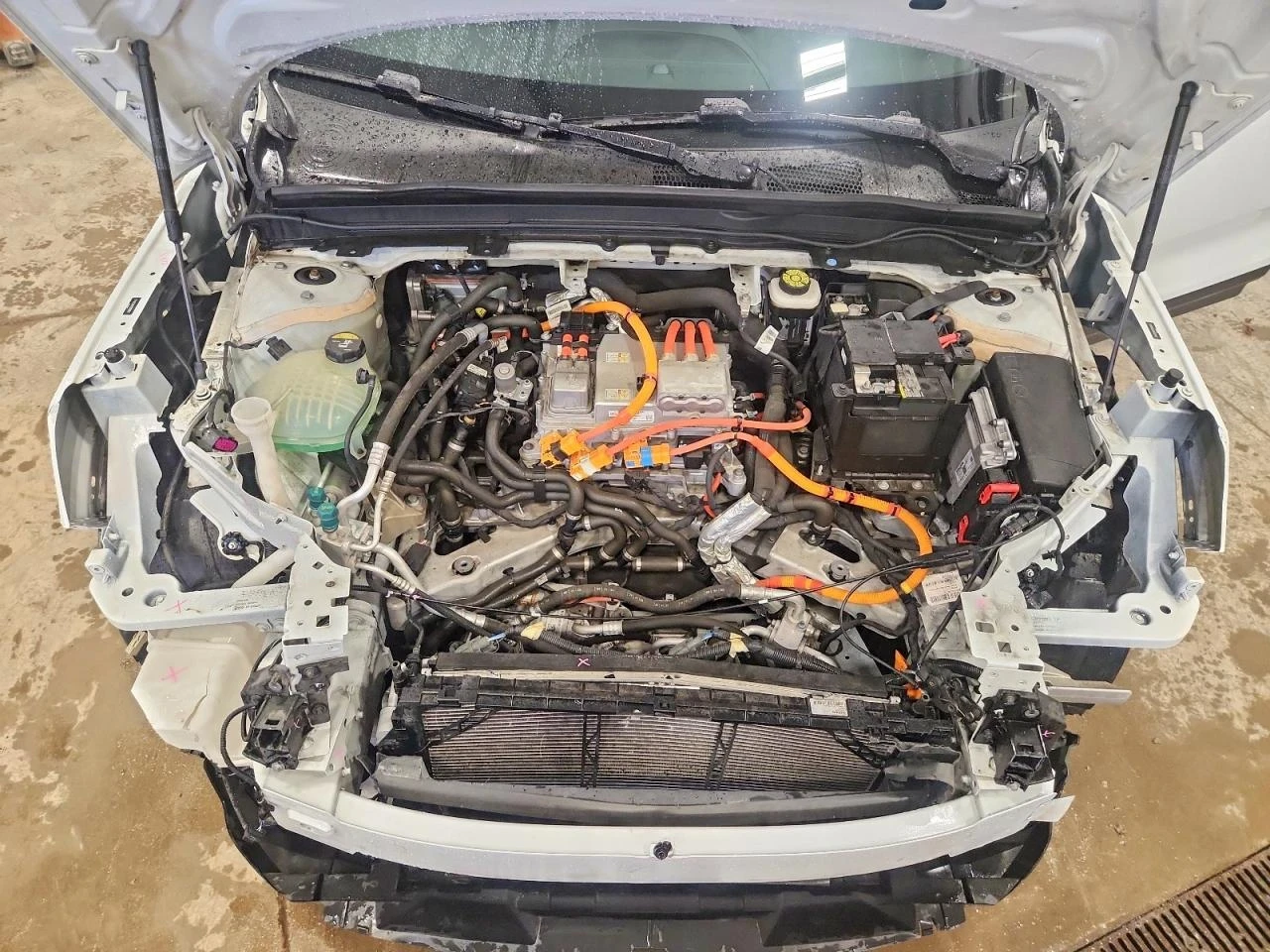 Volvo XC40 RECHARGE ULTIMATE | НАЛИЧНИ ЧАСТИ | , снимка 12 - Автомобили и джипове - 54192767