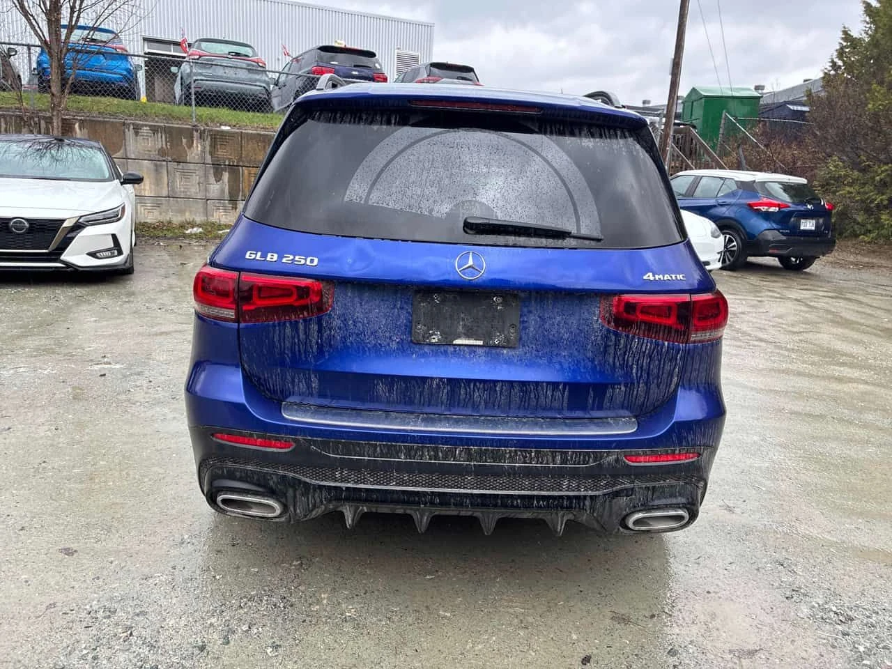 Mercedes-Benz GLB 250 * PANO * 360 * ПОДГРЕВИ * CARPLAY, снимка 4 - Автомобили и джипове - 54414045