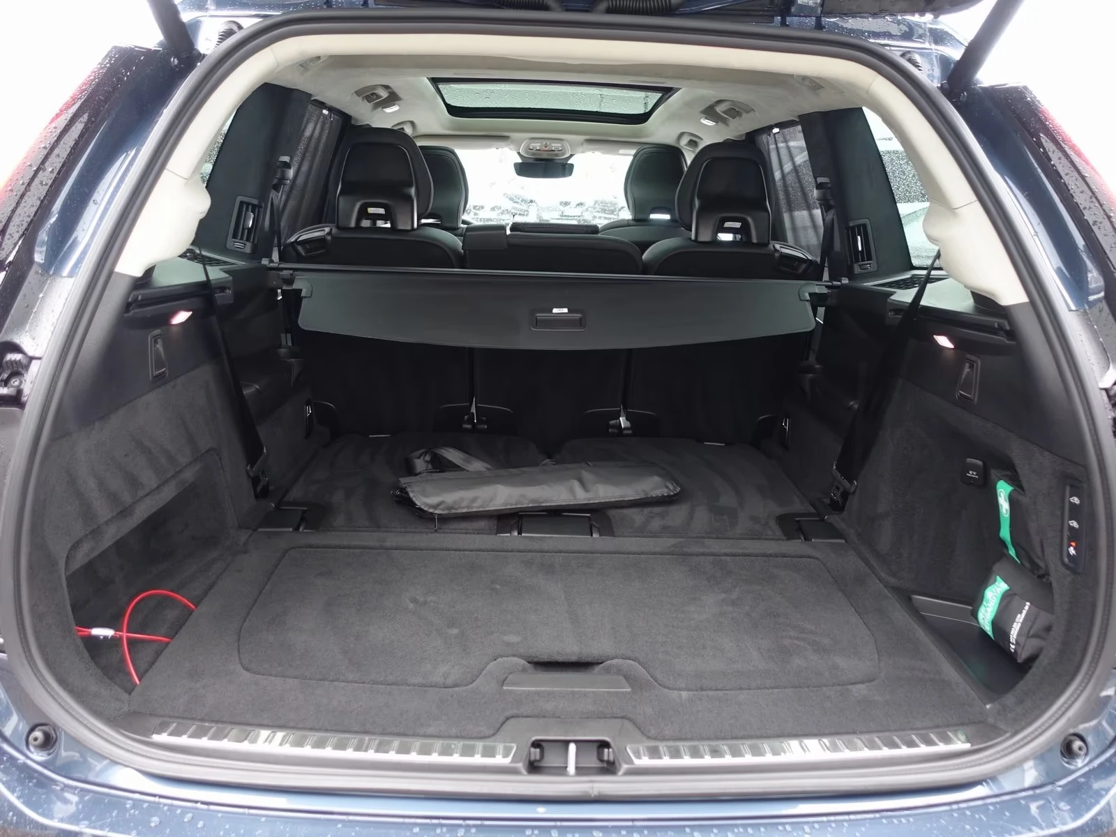 Volvo Xc90 T8 AWD Ultra Dark 7seats FourC, снимка 16 - Автомобили и джипове - 54455330