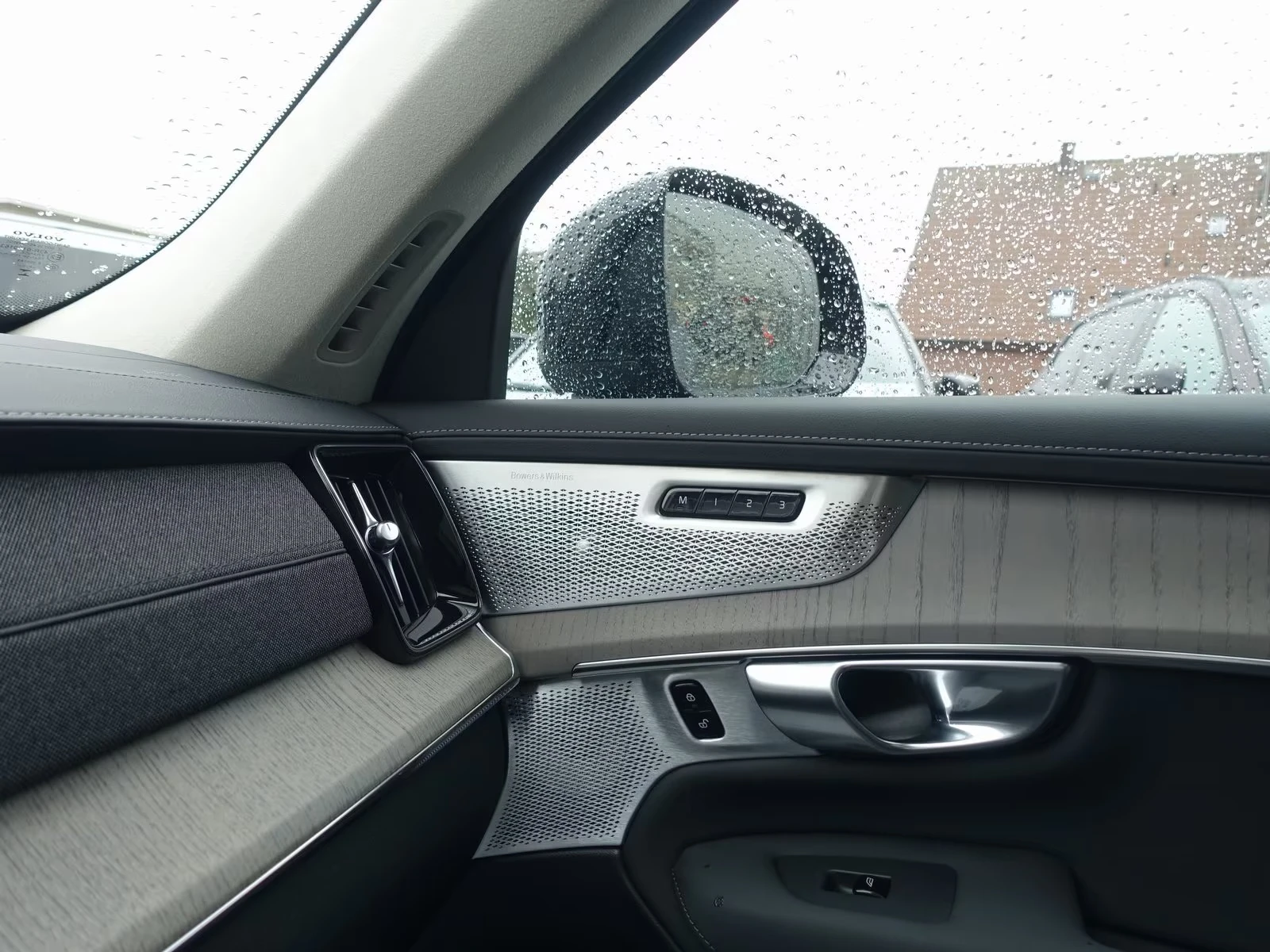 Volvo Xc90 T8 AWD Ultra Dark 7seats FourC, снимка 11 - Автомобили и джипове - 54455330