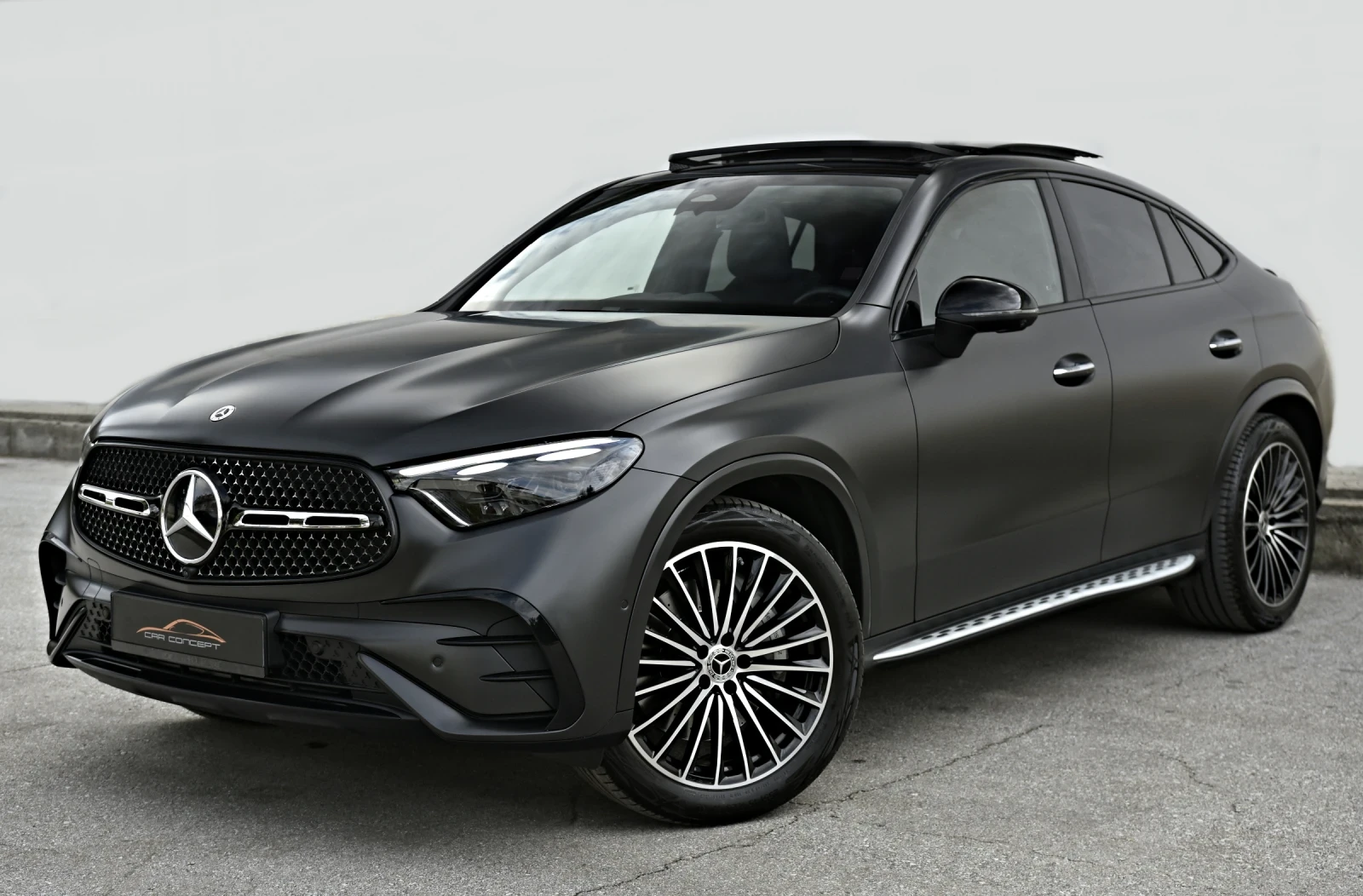 Mercedes-Benz GLC 300 COUPE 4M 2xAMG MULTIBEAM LIGHT PANO MAT BURMESTER