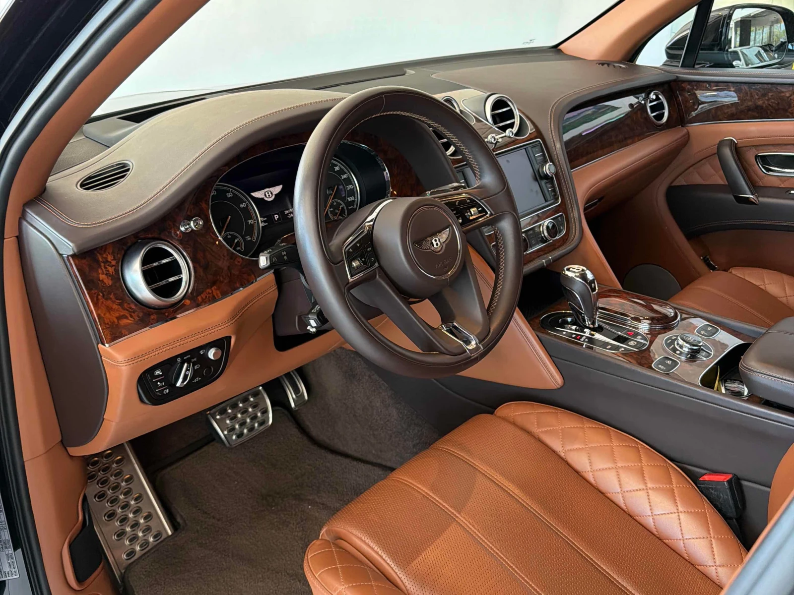 Bentley Bentayga 6.0L 12cyl AWD | Mobile.bg � ����������� 5