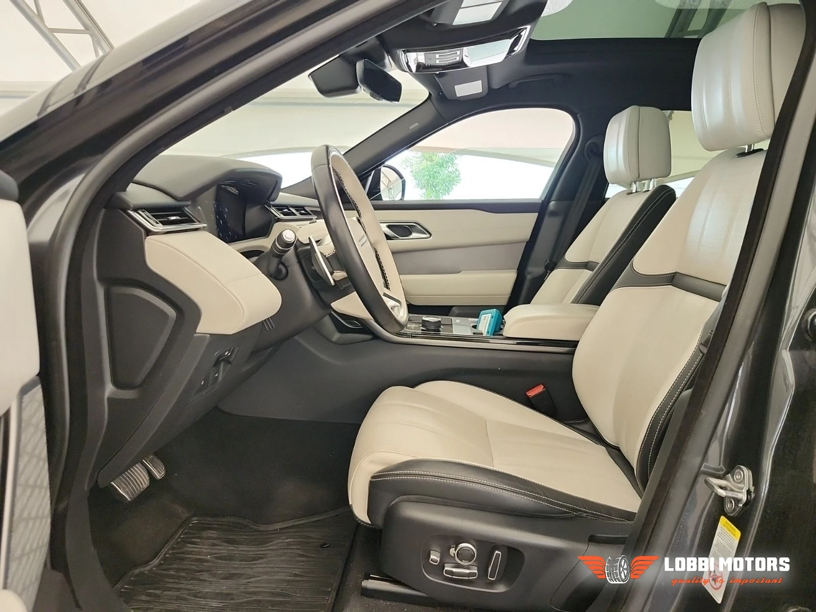 Land Rover Range Rover Velar, снимка 5 - Автомобили и джипове - 55993018