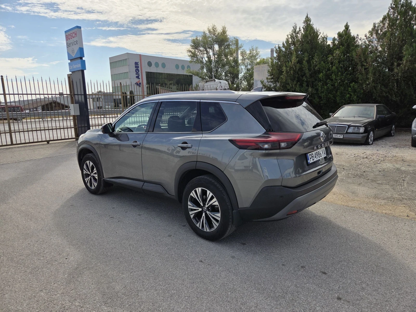 Nissan Rogue 2.5, снимка 3 - Автомобили и джипове - 56136657
