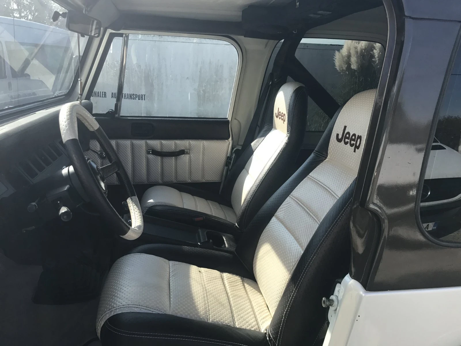 Jeep Wrangler, снимка 6 - Автомобили и джипове - 56327097