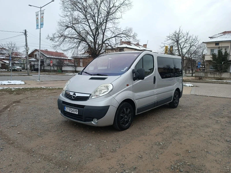 Opel Vivaro 2.0  CDTI 6 МЕСТЕН, снимка 1 - Бусове и автобуси - 48667795