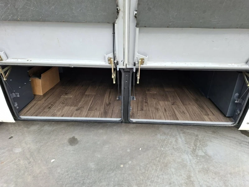 Mercedes-Benz Tourino, снимка 10 - Бусове и автобуси - 53307144