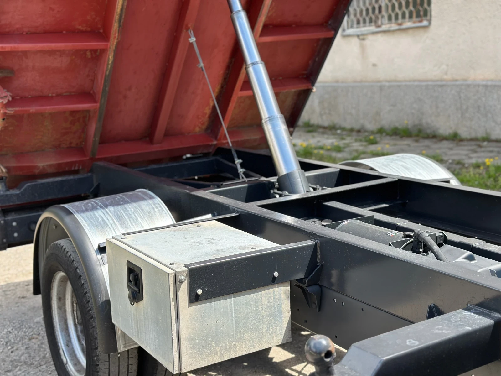 Iveco 35c18 Самосвал 3.40на2.10, Климатик, Без ръжда  - изображение 9