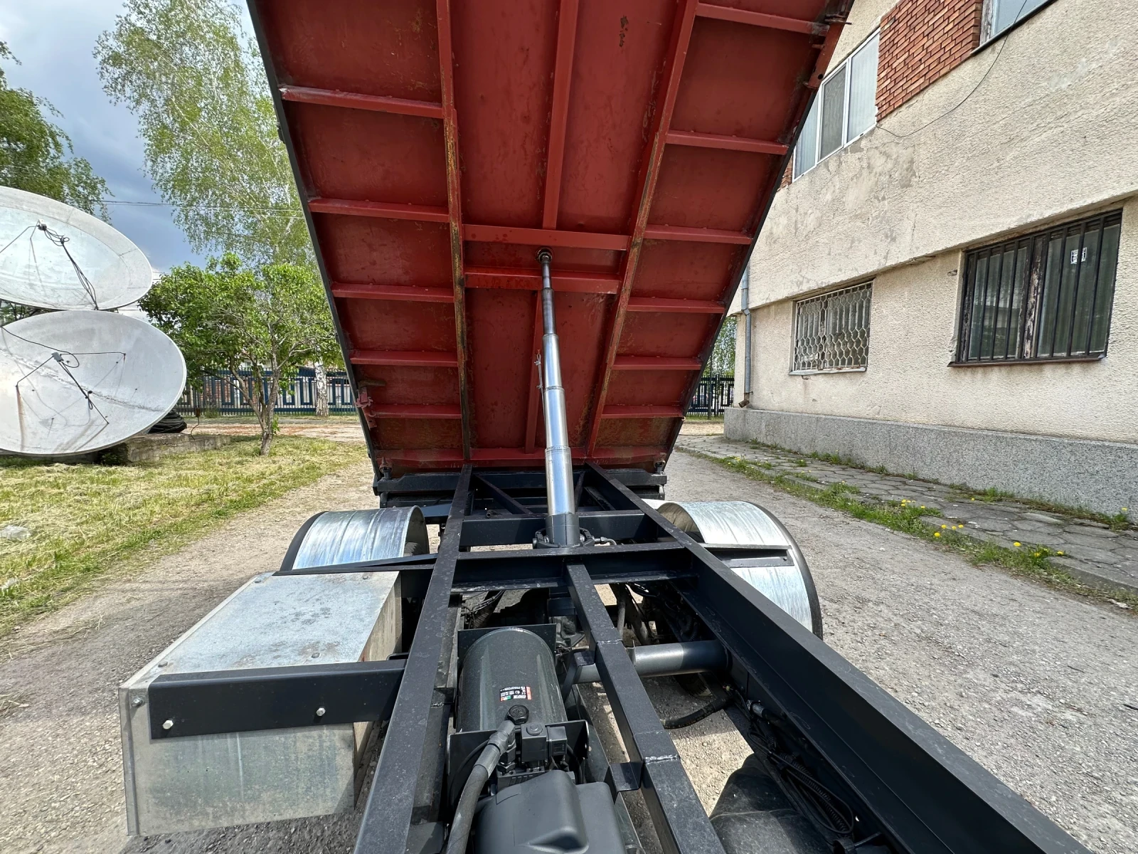 Iveco 35c18 Самосвал 3.40на2.10, Климатик, Без ръжда  - изображение 10