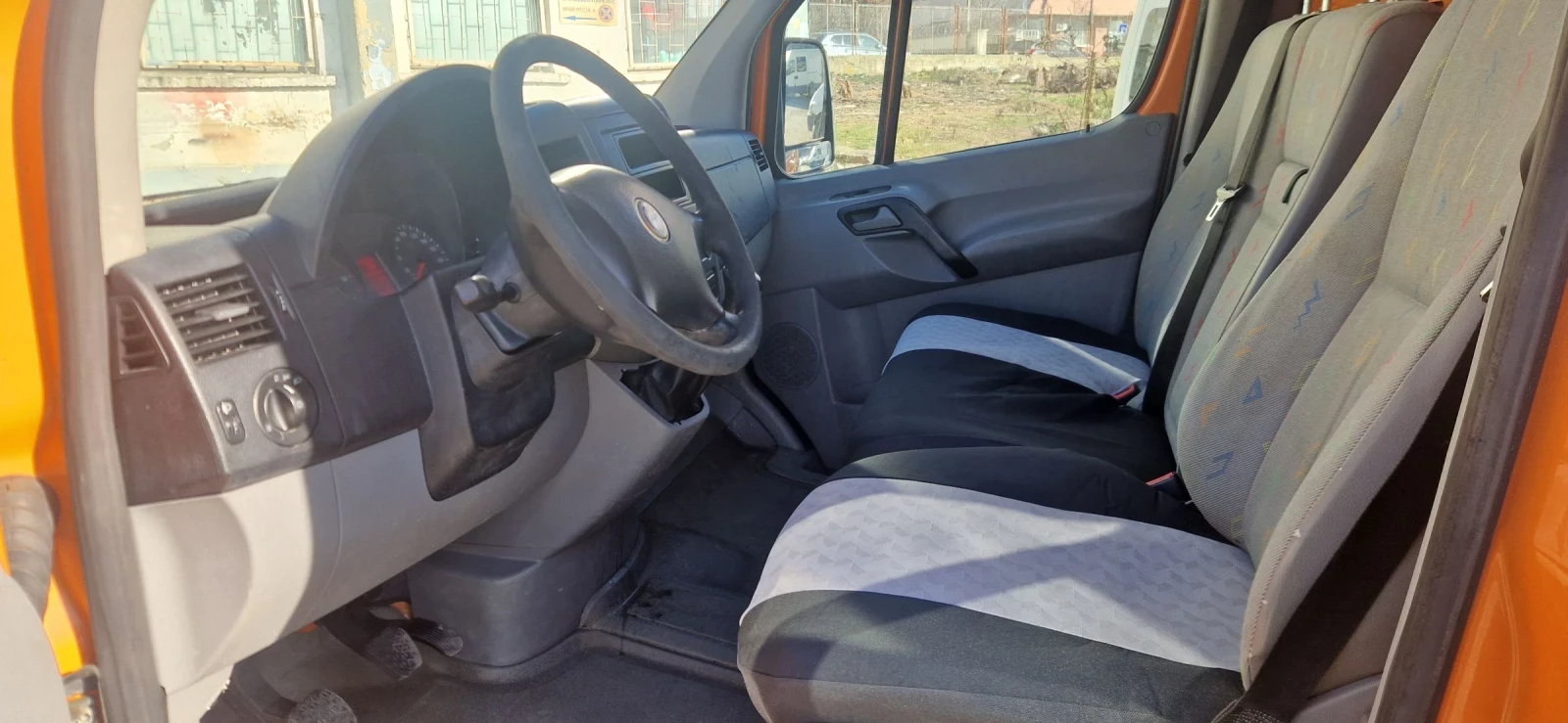 VW Crafter БОРДОВИ , снимка 4 - Бусове и автобуси - 53852019