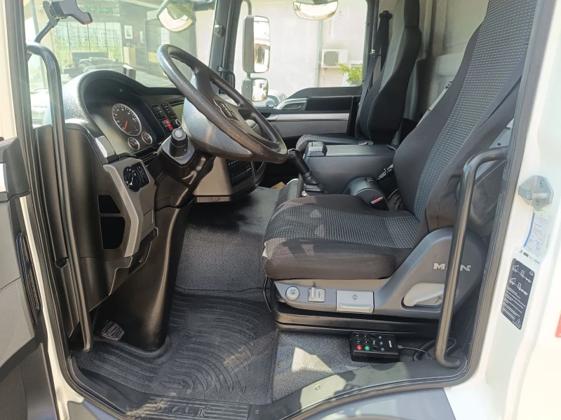 Man Tgl 12.220 EURO6 KLIMA TOP, снимка 7 - Камиони - 51655320