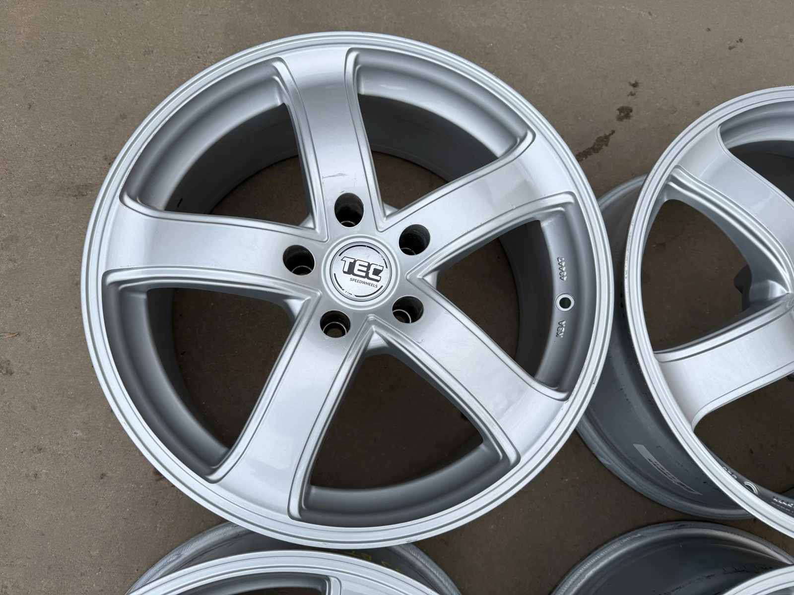 Джанти, снимка 6 - Гуми и джанти - 53955767