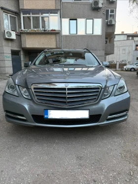 Mercedes-Benz E 250 4MATIC, снимка 2