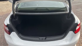 Renault Megane Sedan 1.3TCe 140 к.с./Life, снимка 9