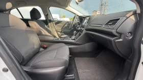Renault Megane Sedan 1.3TCe 140 к.с./Life, снимка 16
