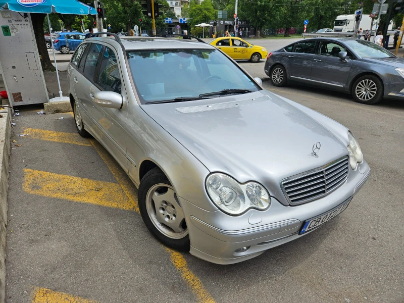 Mercedes-Benz C 220 Avantgarde, снимка 2 - Автомобили и джипове - 47669454