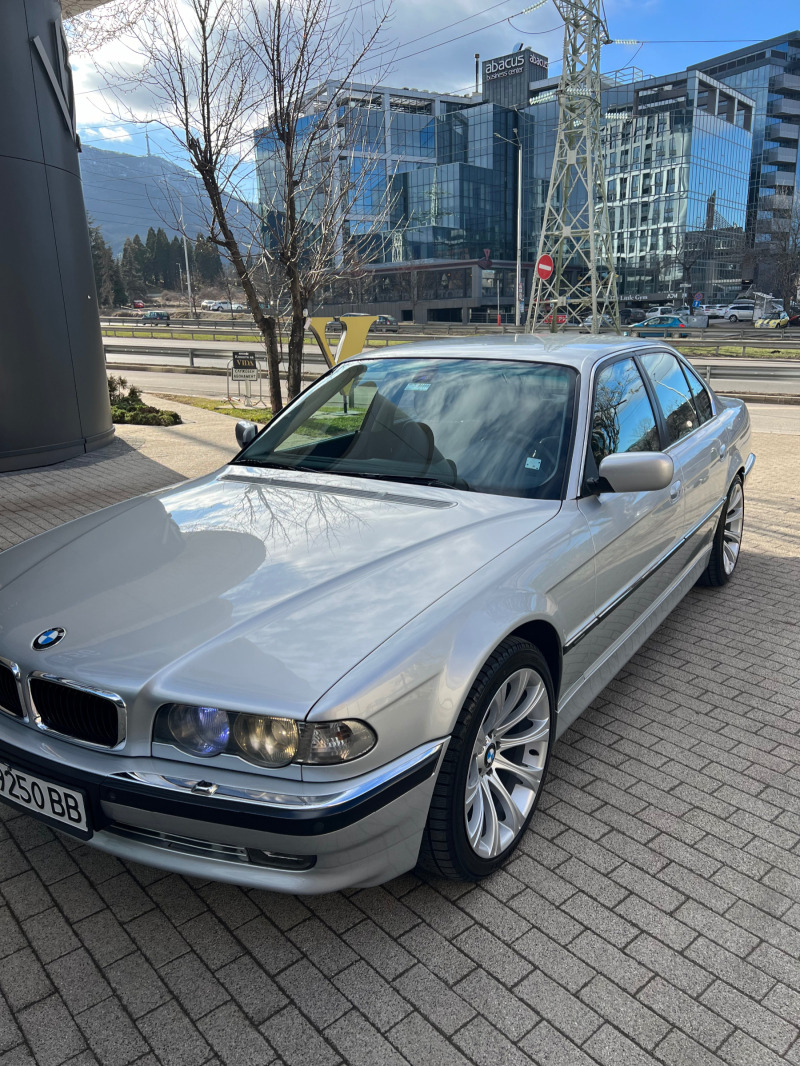 BMW 730, снимка 1 - Автомобили и джипове - 44115021