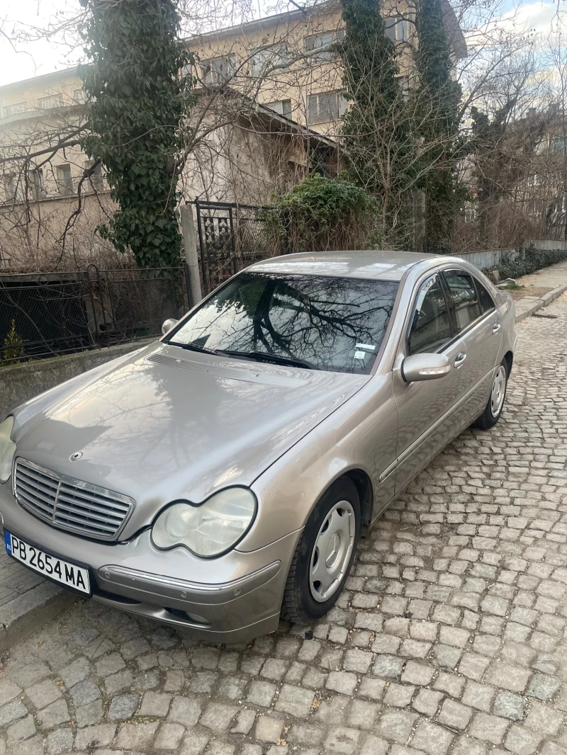 Mercedes-Benz C 180, снимка 1 - Автомобили и джипове - 48869327