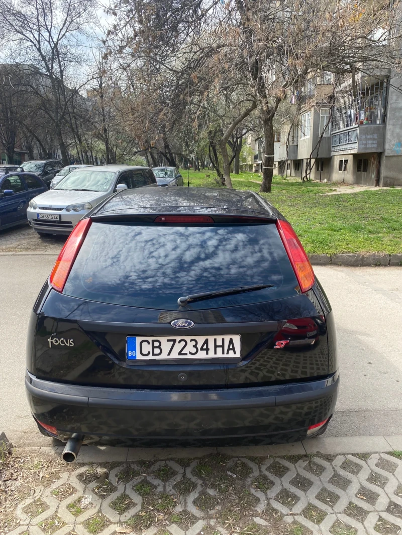 Ford Focus 1.8 i 16V, снимка 6 - Автомобили и джипове - 49598034