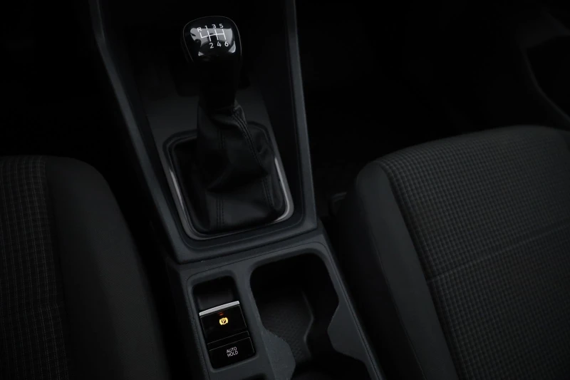 VW Caddy 2.0TDI Maxi Cargo* Klima* Tempomat* Unirent* , снимка 11 - Автомобили и джипове - 50099219