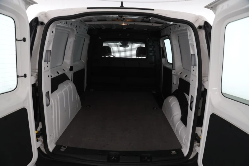 VW Caddy 2.0TDI Maxi Cargo* Klima* Tempomat* Unirent* , снимка 14 - Автомобили и джипове - 50099219