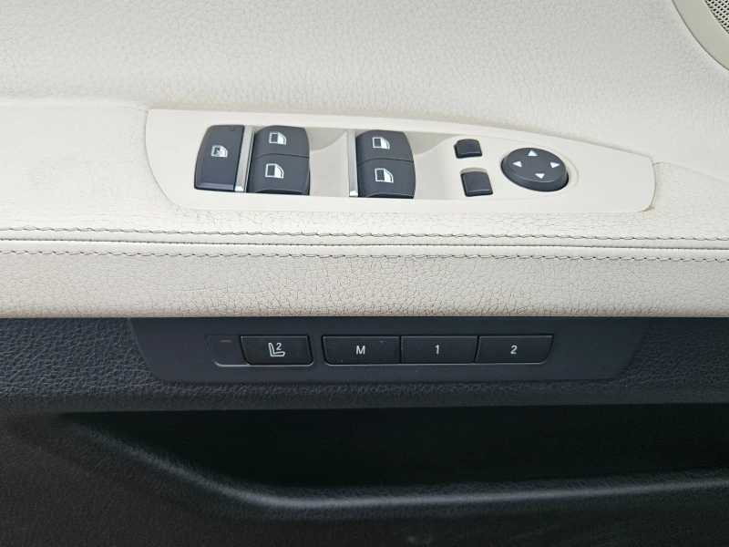 BMW 730 730D M Facelift   Германия , снимка 13 - Автомобили и джипове - 50432411