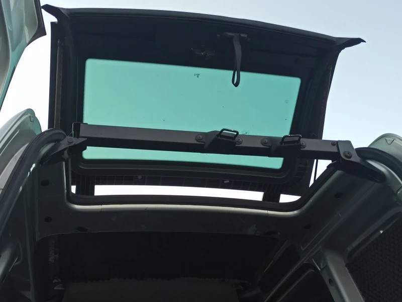 VW Caddy 1.9tdi/105кс./Климатик/, снимка 8 - Автомобили и джипове - 51762571