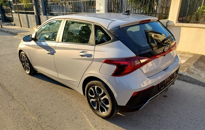 Hyundai I20 1.2i, снимка 3 - Автомобили и джипове - 52122905