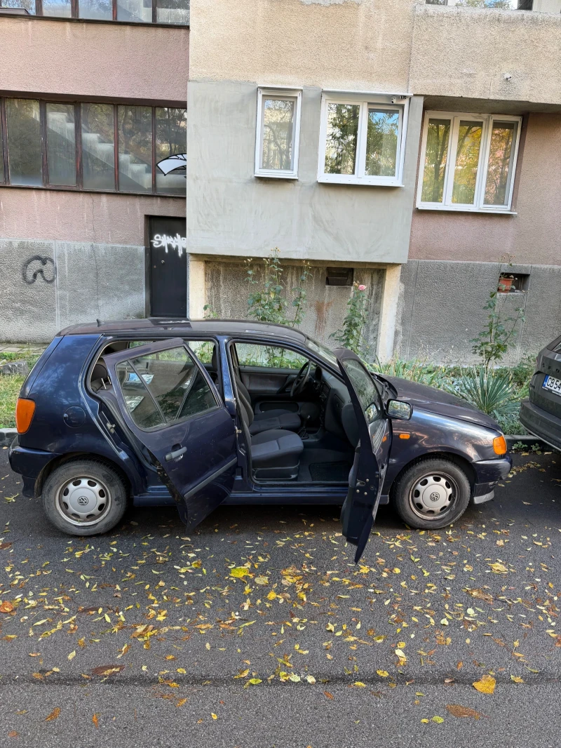 VW Polo 1.4 AEX , снимка 8 - Автомобили и джипове - 52603389
