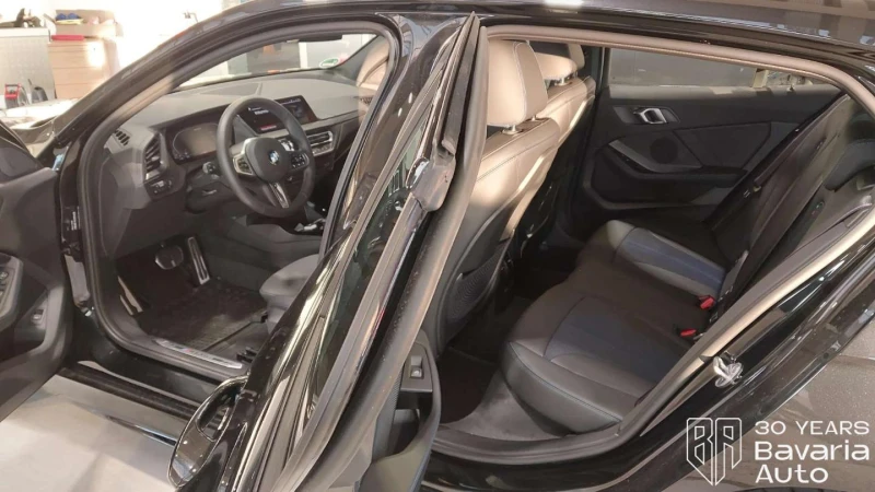 BMW 135 M135i xDrive Steptronic, снимка 5 - Автомобили и джипове - 53095851