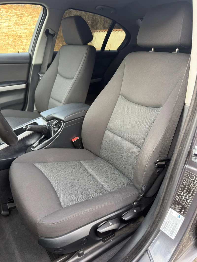 BMW 320 БЕНЗИН-ГАЗ, снимка 10 - Автомобили и джипове - 53474252