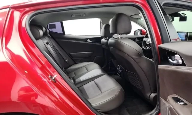 Kia Stinger 2.0T 2WD     | Mobile.bg   12